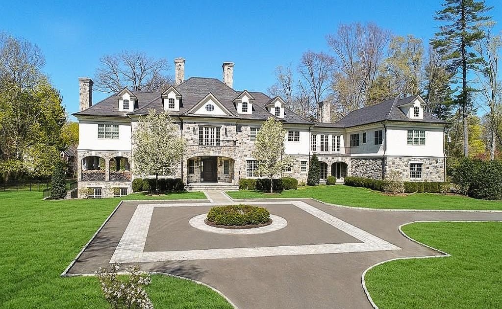 13,000 Square Foot Stucco and Stone Mansion In Scarsdale, NY THE