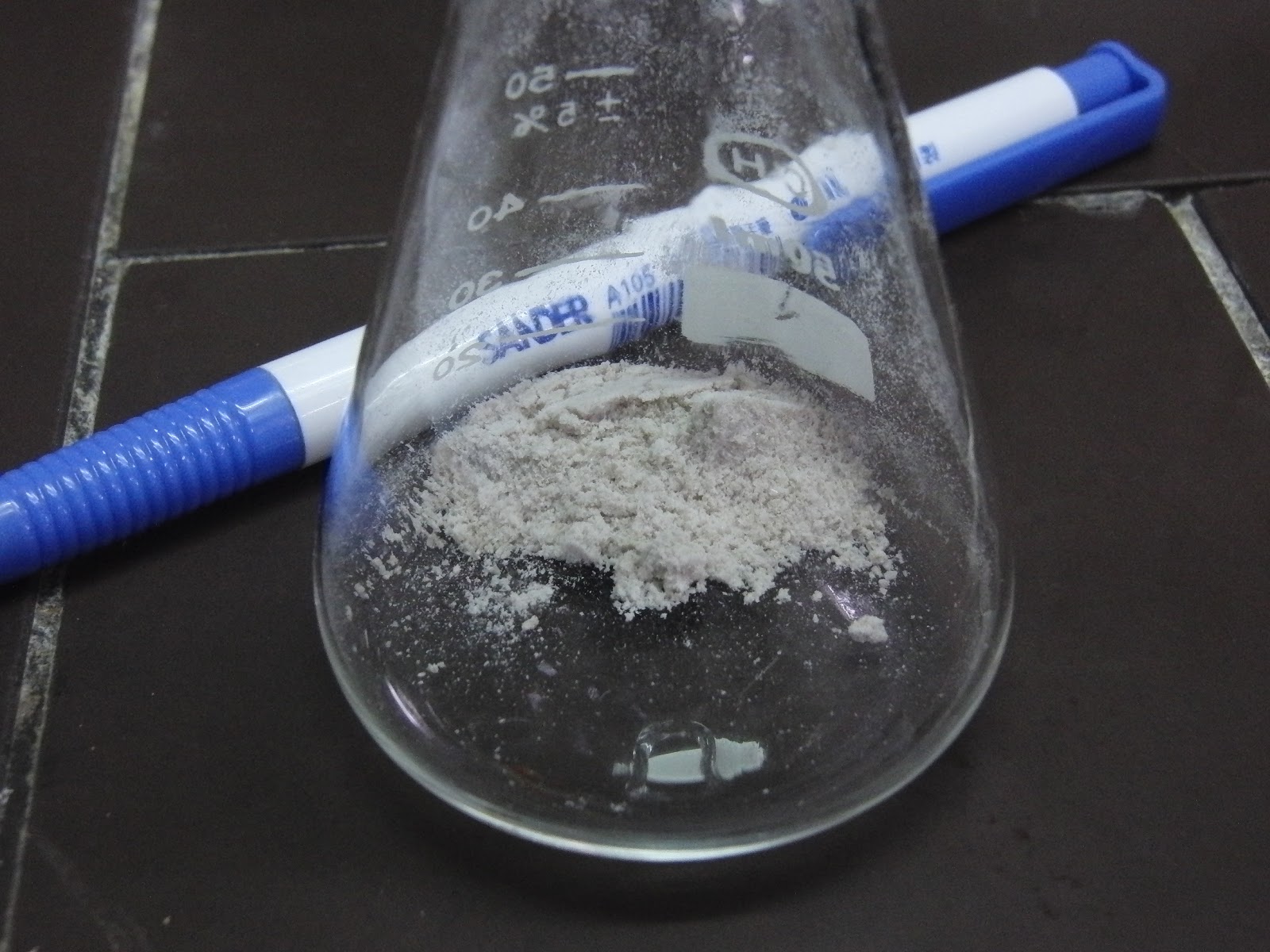Lu Le Laboratory: Crystallization - Techniques in Organic Chemistry