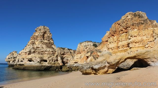 Praia-da-Marinha-8