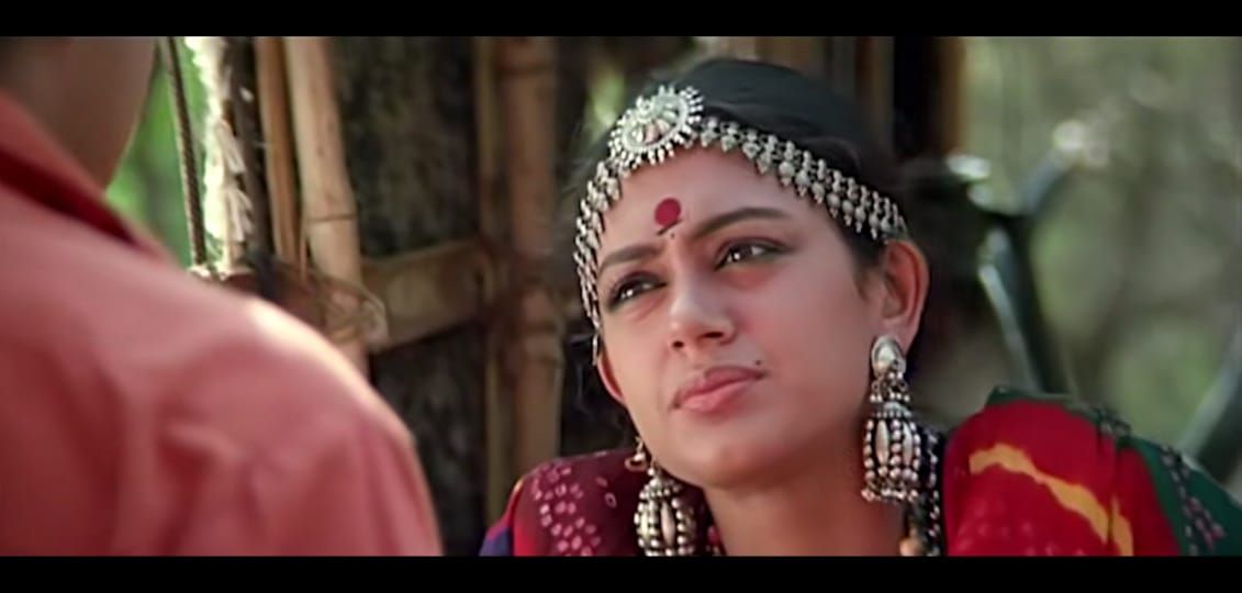 Thenmavin Kombath (1994) 720p HEVC WEBDL Malayalam Direct