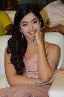 Rashmika Mandanna Sizzles at Geetha Govindam Audio Release