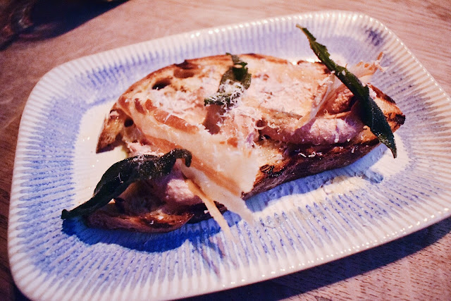 Jamies Italian Silky pâté bruschetta Jamies Italian Silky pâté bruschetta