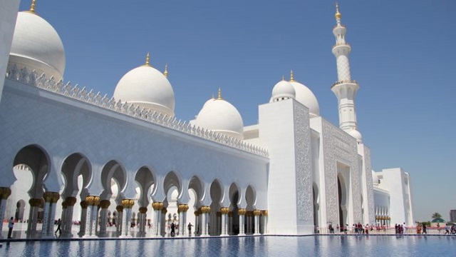جامع الشيخ زايد الكبير بدولة الامارات العربية المتحدة جامع الشيخ زايد الكبير بدولة الامارات العربية المتحدة