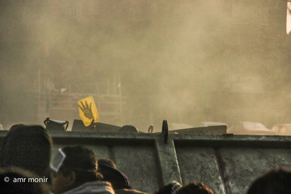 صور من إشتباكات المطرية في ذكرى الثورة والتي سقط فيها العشرات برصاص الشرطة - See