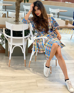 Mouni Roy Social Media Images 18-03-2020