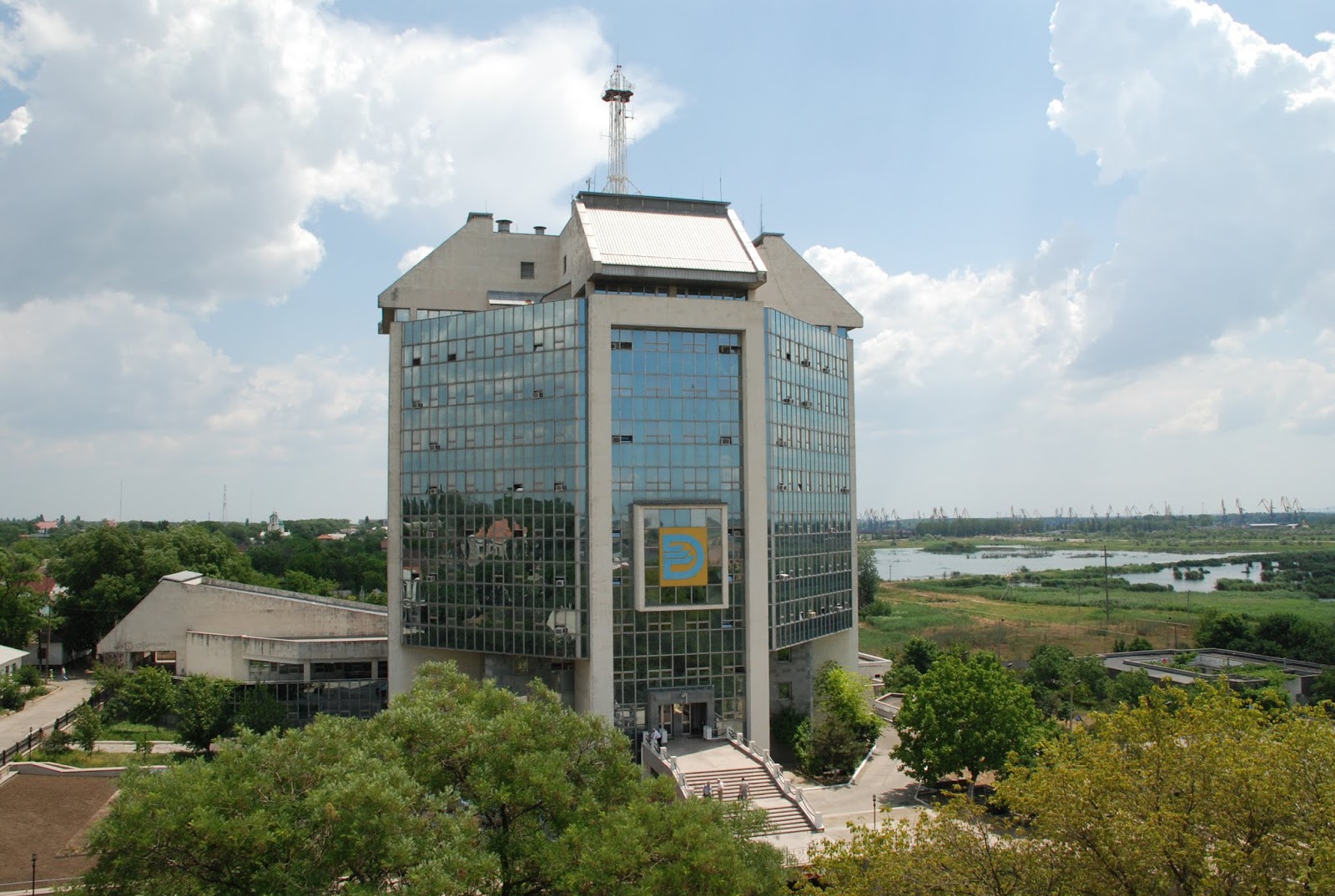 Газета Дунаец: УДП выиграло суд у налоговой службы