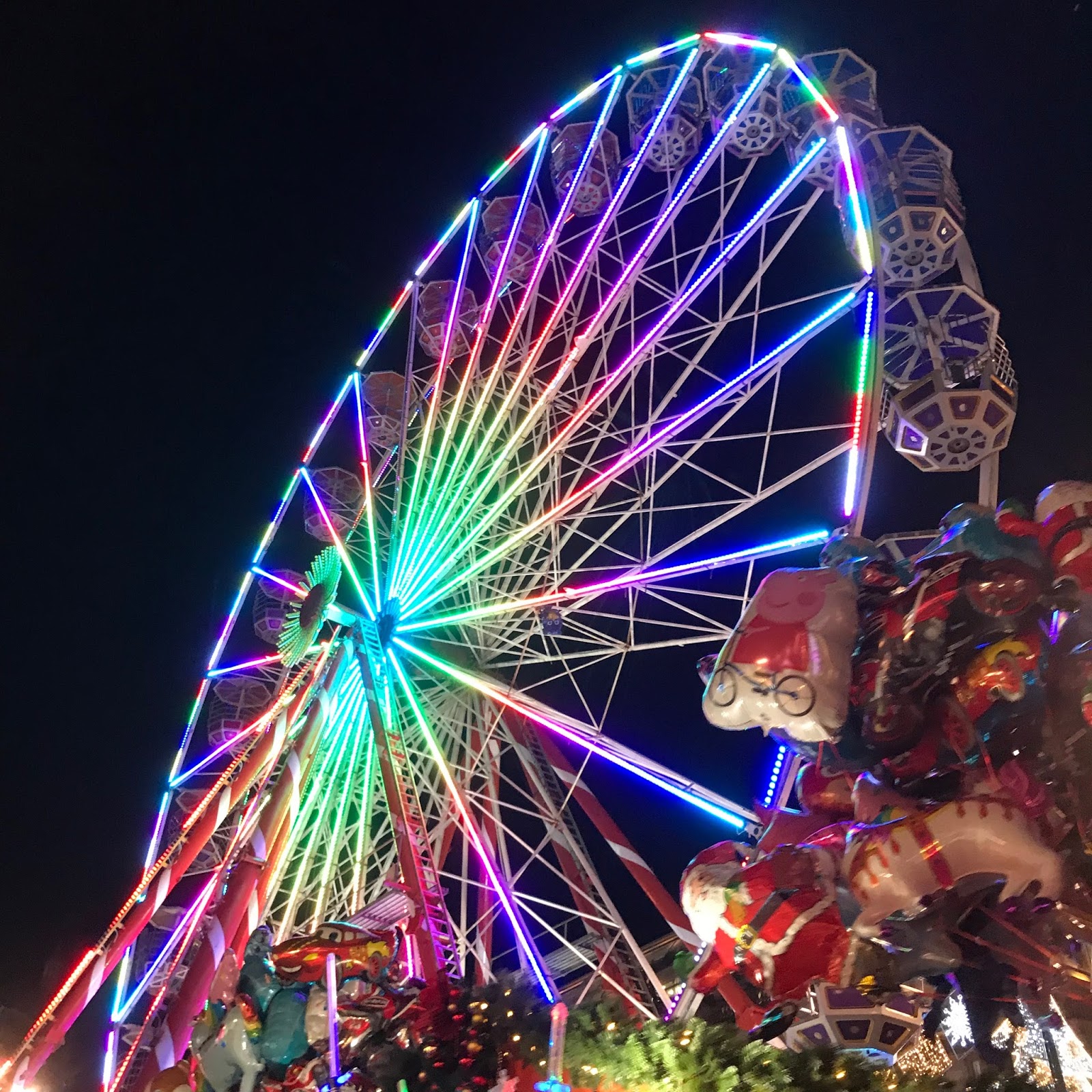 Blogmas Day 16  Glasgow Christmas Markets  A New Chapter