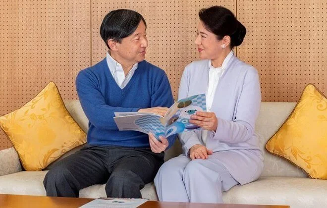 Crown Prince Akishino and Crown Princess Kiko, Empress Masako,  Princess Mako and Princess Kako