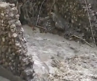 Hatay Erzinde Sel Görüntüsü 1 Ölü 5 Kişi Kayıp Hatay Erzinde Sel Görüntüsü 1 Ölü 5 Kişi Kayıp