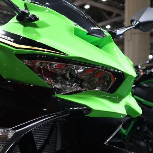 Tampilan Ninja 250cc Empat Silinder Versi Telanjang, Kok Malah Kurang Sangar? Tampilan Ninja 250cc Empat Silinder Versi Telanjang, Kok Malah Kurang Sangar?