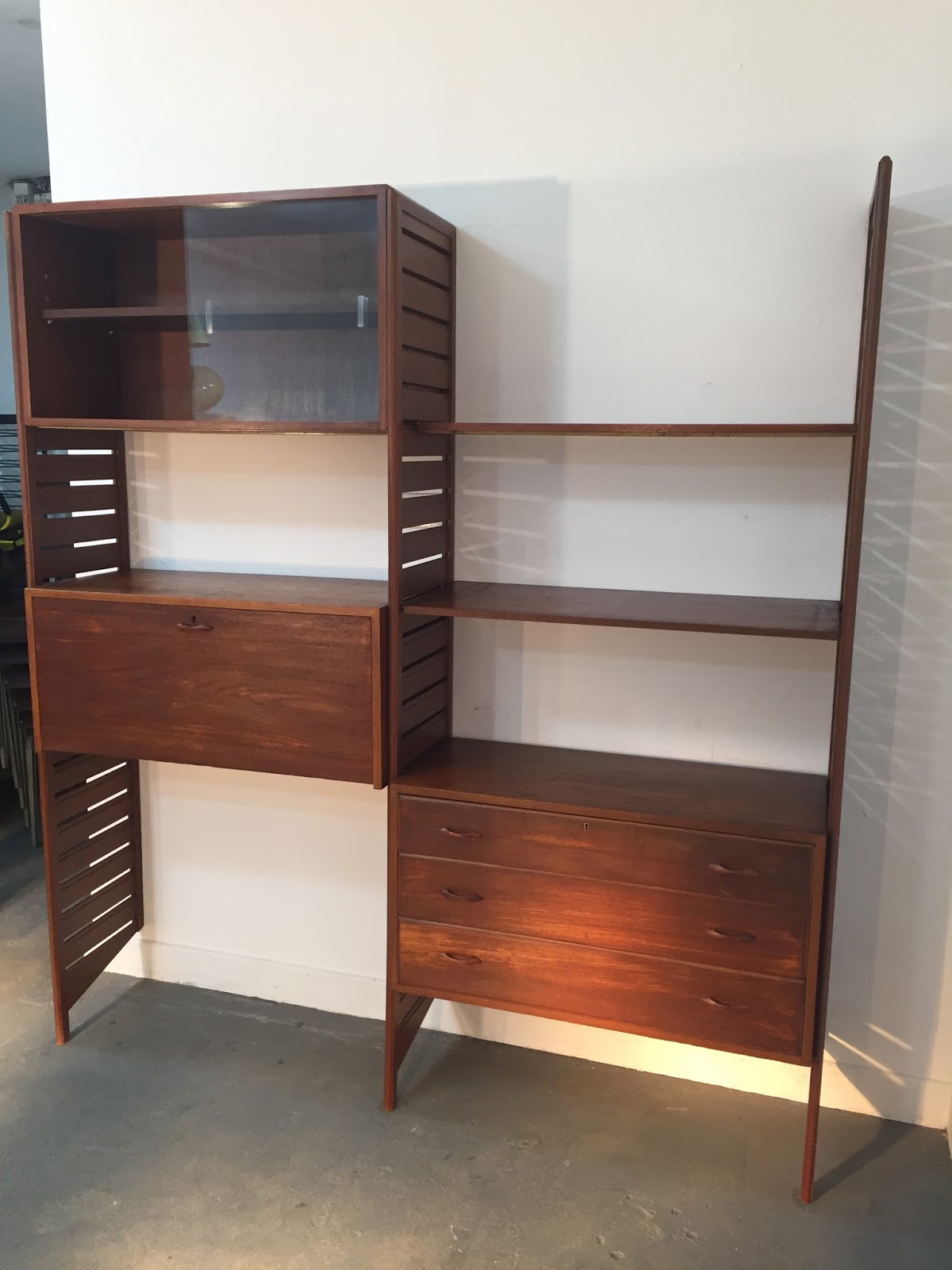 Vintage Furniture Ireland OCD 2017