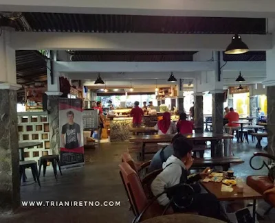 Ngopi Cantik di Loko Coffee Shop Yogyakarta