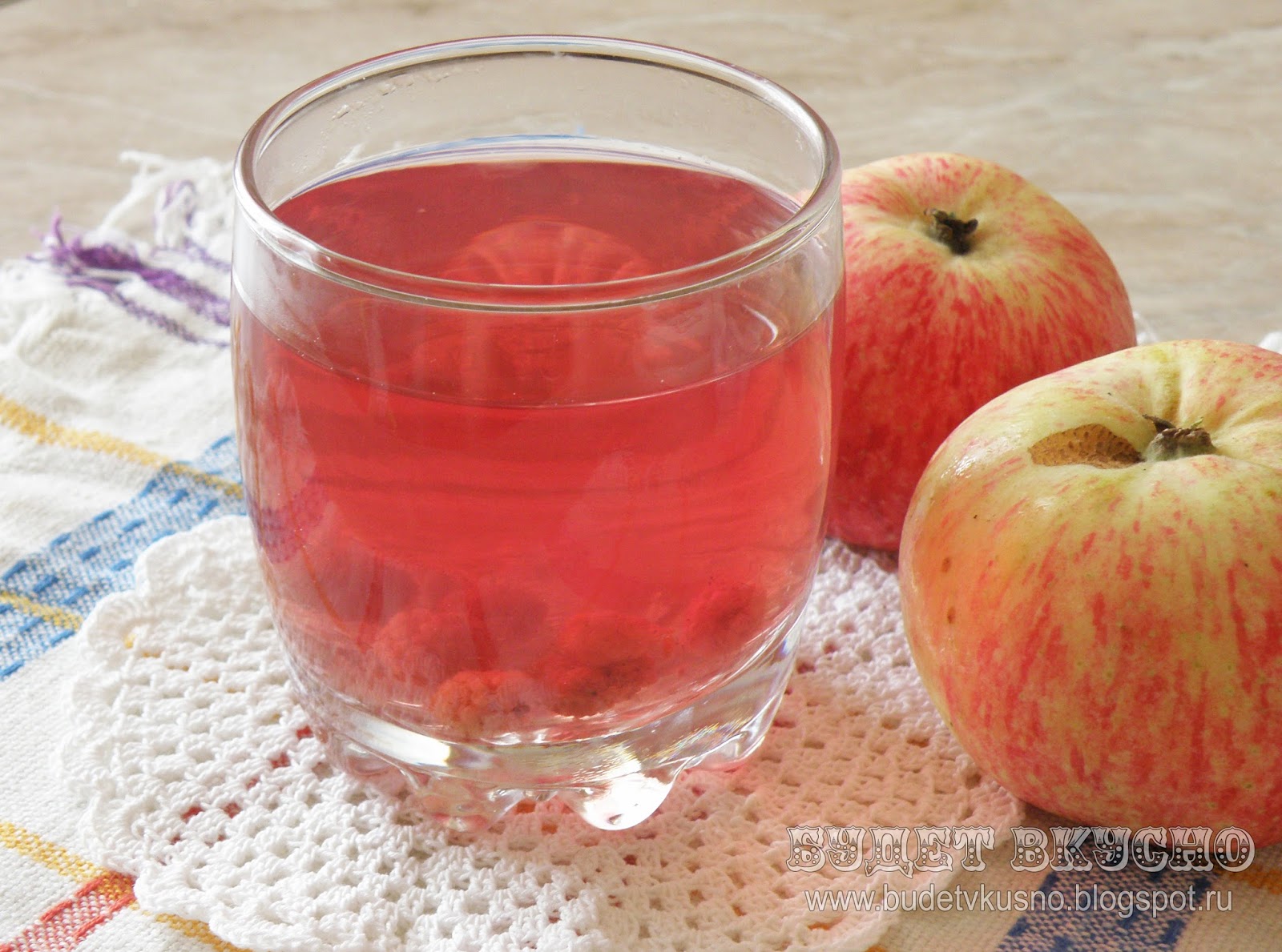 Компот из яблок и груш