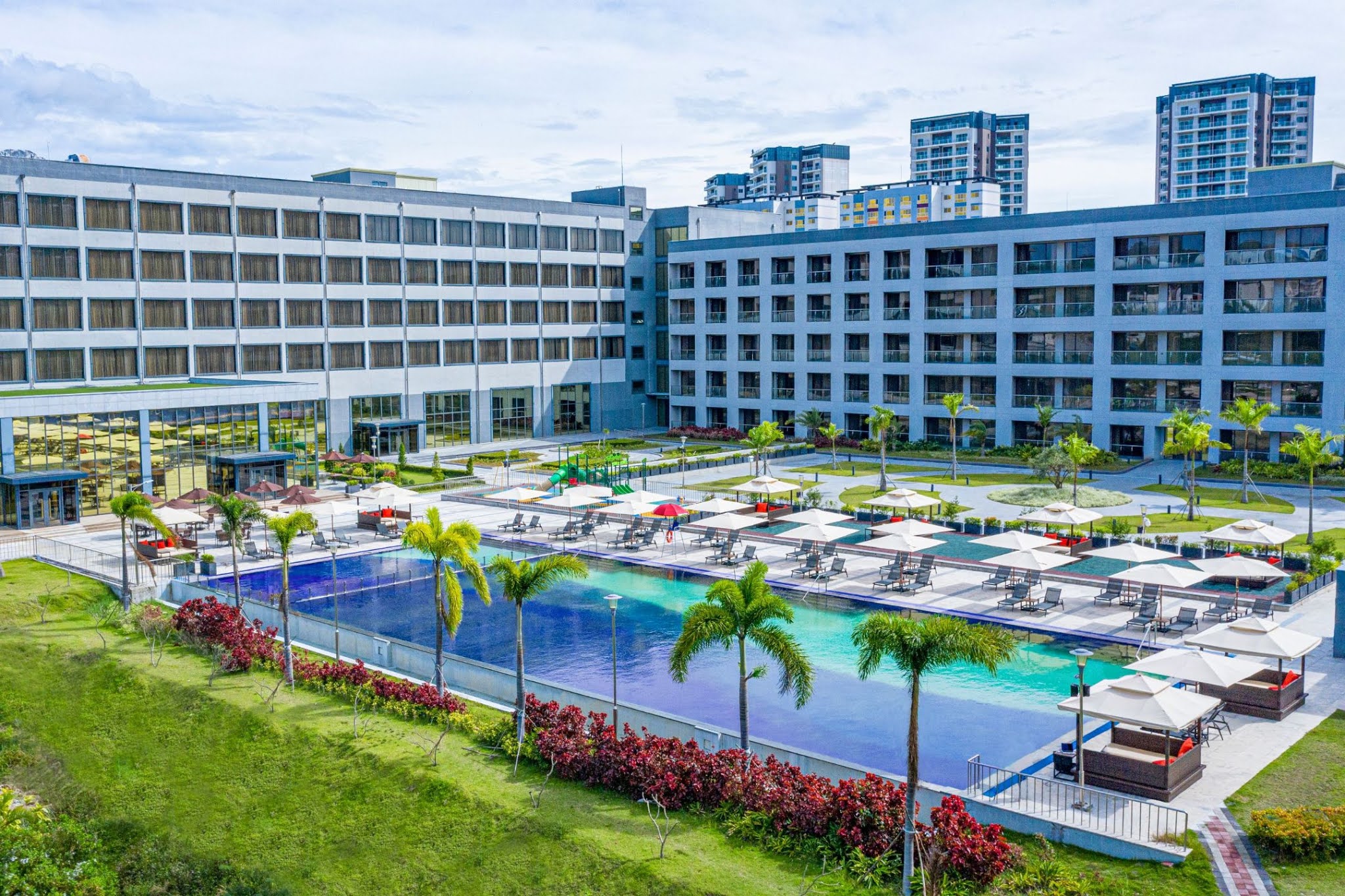 NOW OPEN! Hilton Clark Sun Valley Resort in Clark, Pampanga! Blogs