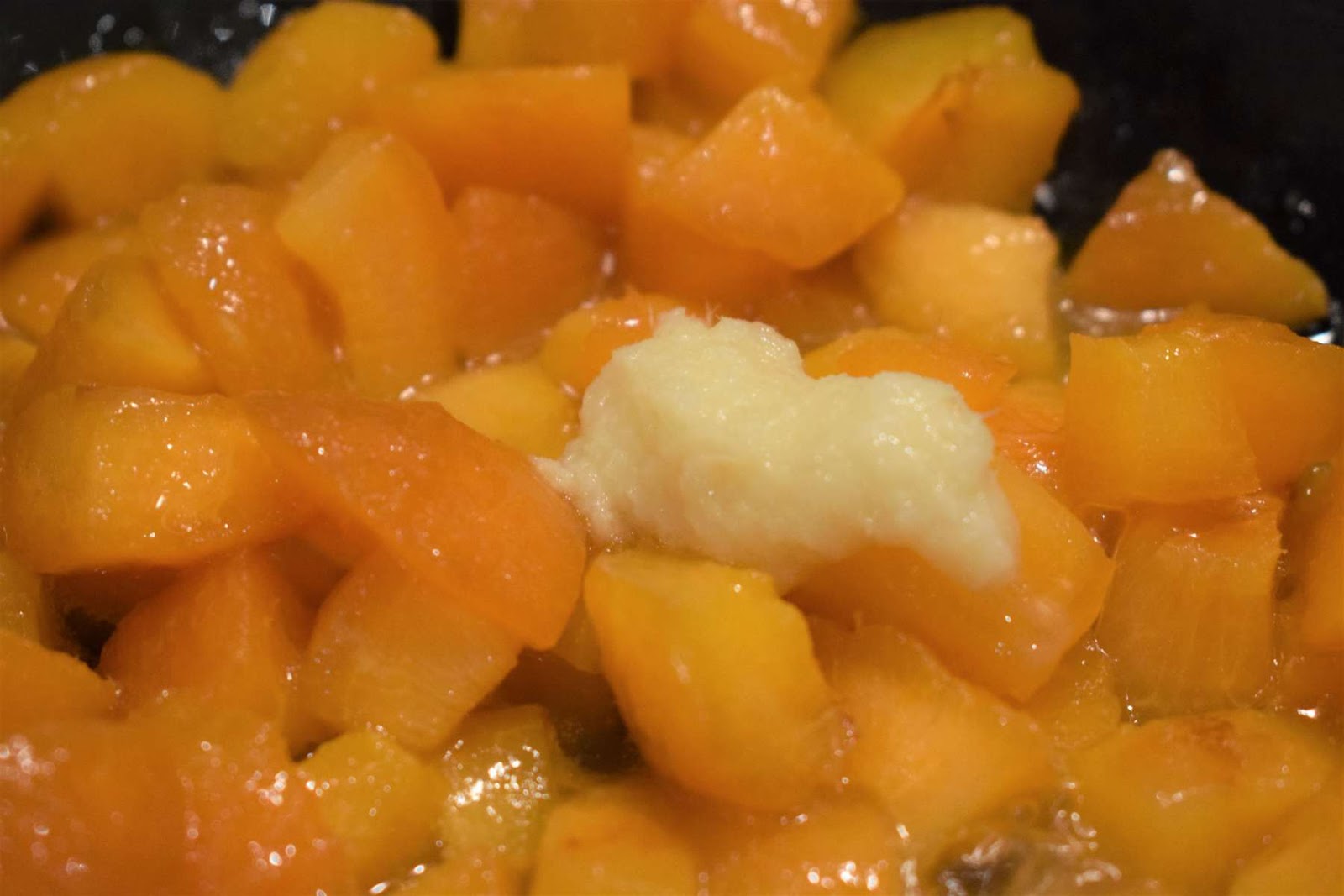 Pulpy Apricot Sauce | Apricot Ki Chutney | Fresh Apricot Recipes ...