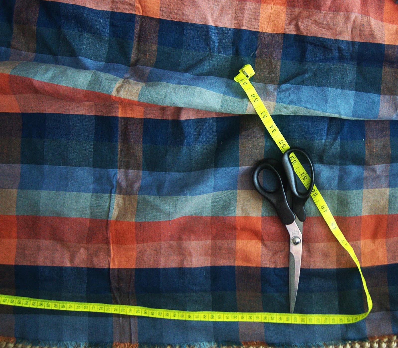 How to sew a tablecloth