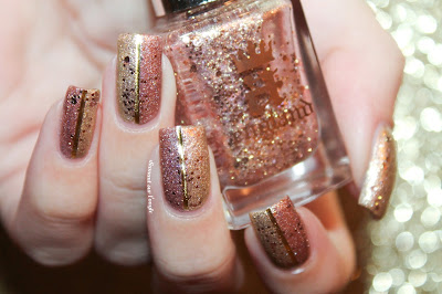 A Rose Gold Sparkly Nail Art