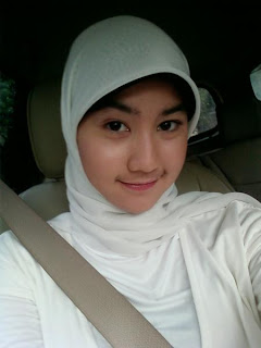 Gadis Seksi | Gadis Bugil: Gadis Berjilbab Seksi