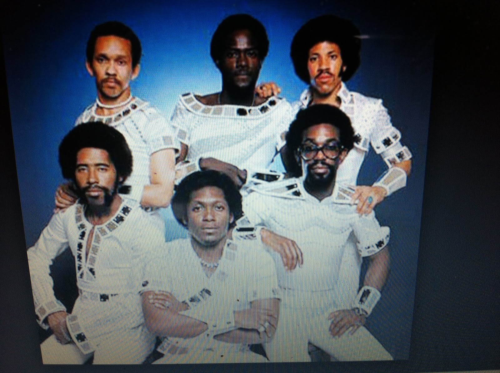 THE BLACK SOCIAL HISTORY:: BLACK SOCIAL HISTORY : AFRICAN AMERICAN R&B ...