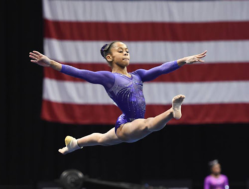 Maddie Ziegler Split Leap