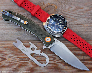 TUNAFIRE clip point flipper & SteelDive 6105 Captain Willard TUNAFIRE clip point flipper & SteelDive 6105 Captain Willard