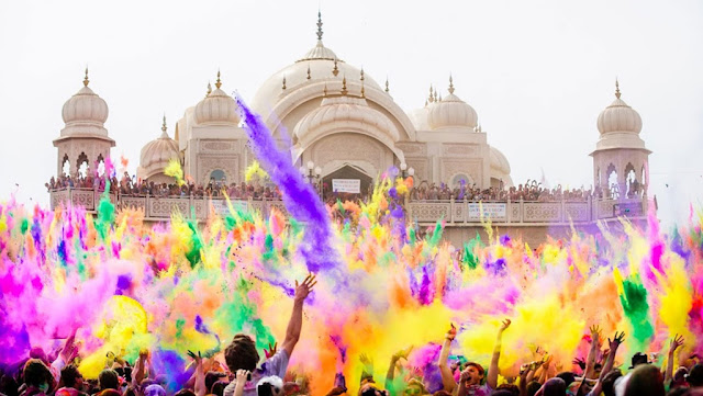 Identical festivals in India are "specialties" that any tourist wants to enjoy.