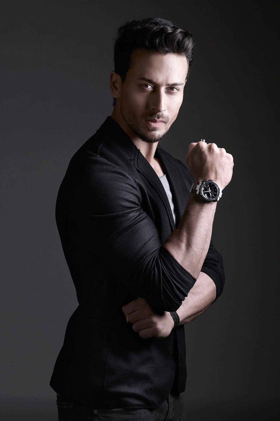 Tiger Shroff Photo HD [30+] - HD Wallpapers 1920x1080 | HD ...