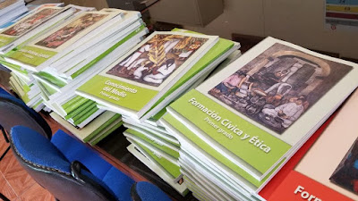 Faltan de entregar en México 7 millones de libros de texto