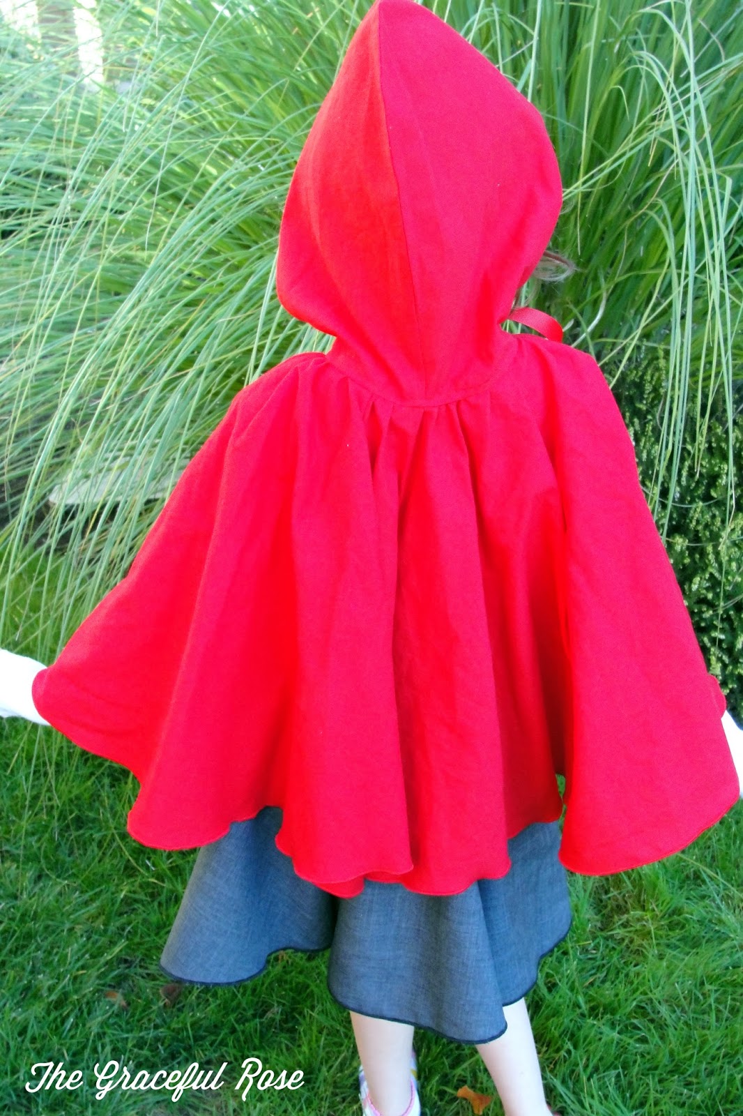 The Graceful Rose: Hey There Little Red Riding Hood - simple costume idea