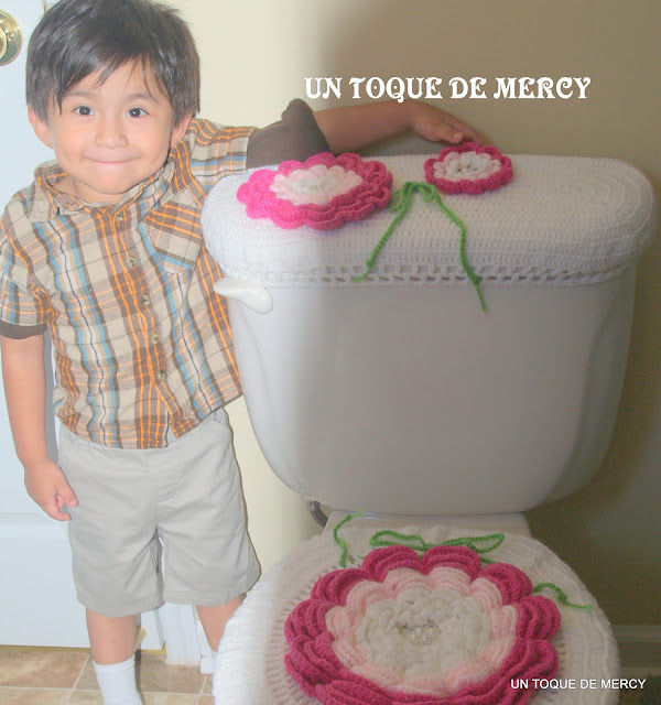 UN TOQUE DE MERCY: SET PARA BANO..// 2 PIEZAS