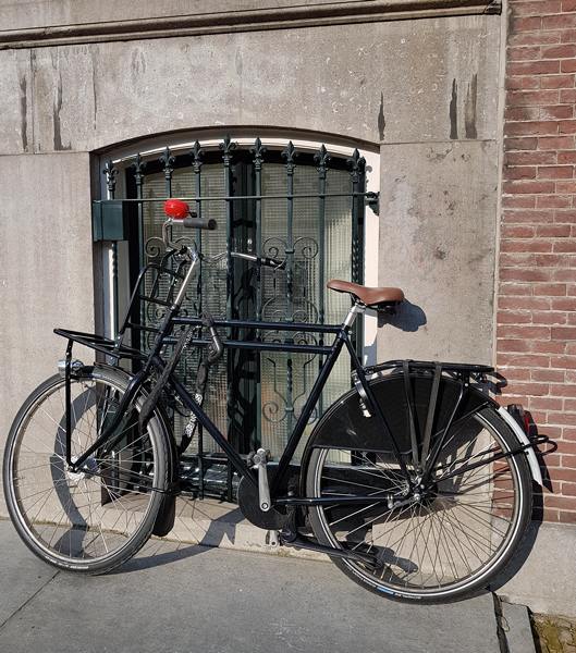 Bertiebo Als ik tienmaal met mijn fietsbel bel