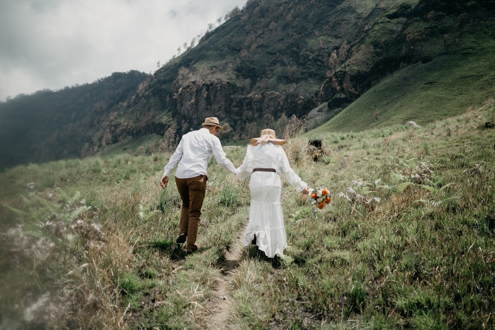 HOW TO MAKE MY OWN WEDDING HASHTAG VannyGotAPie