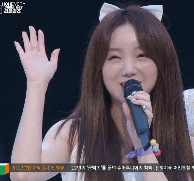 본인들이 섹시인지 큐티인지에 대해서 진지한 토론을 나누는 러블리즈.jpgif | 인스티즈