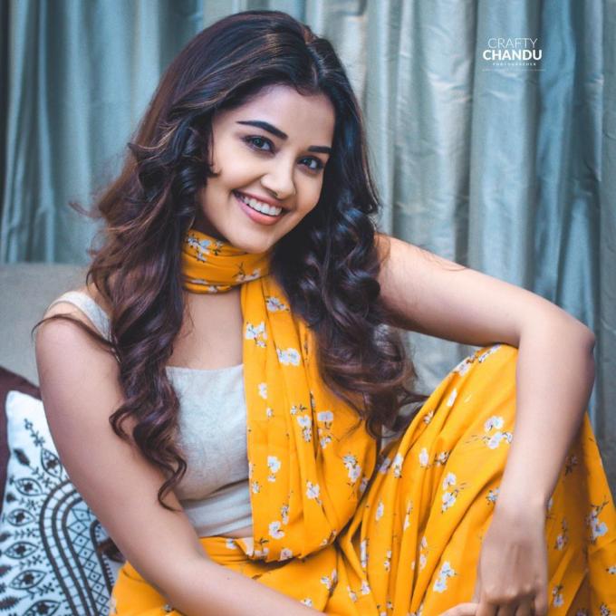 anupama frock photos