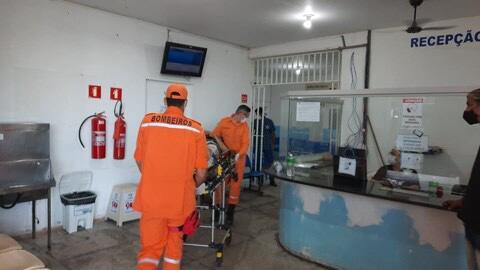 Criminoso é atingido com tiro no peito durante assalto