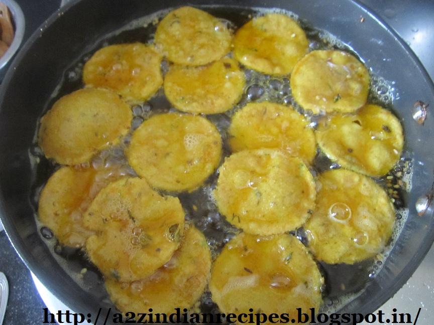 Best Marathi Recipes: Methi Masala Mathri