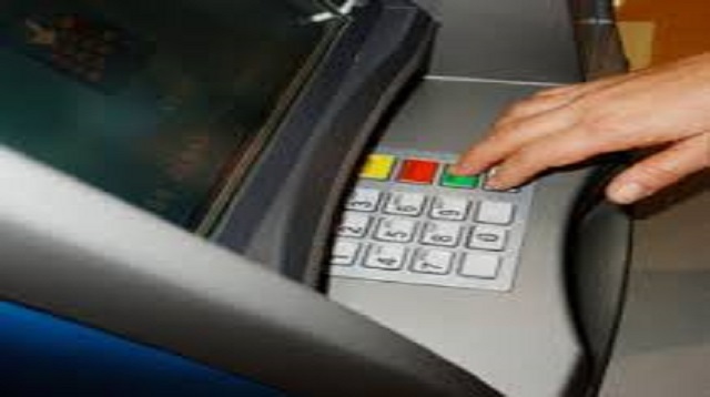  ATM atau Anjungan Tunai Mandiri adalan mesin transaksi yang menggunakan sistem komputeris Cara Hack ATM Terbaru
