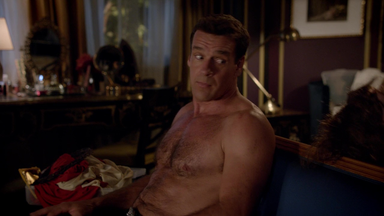 David James Elliott shirtless in GCB 1-03 "Love Is Patient" .