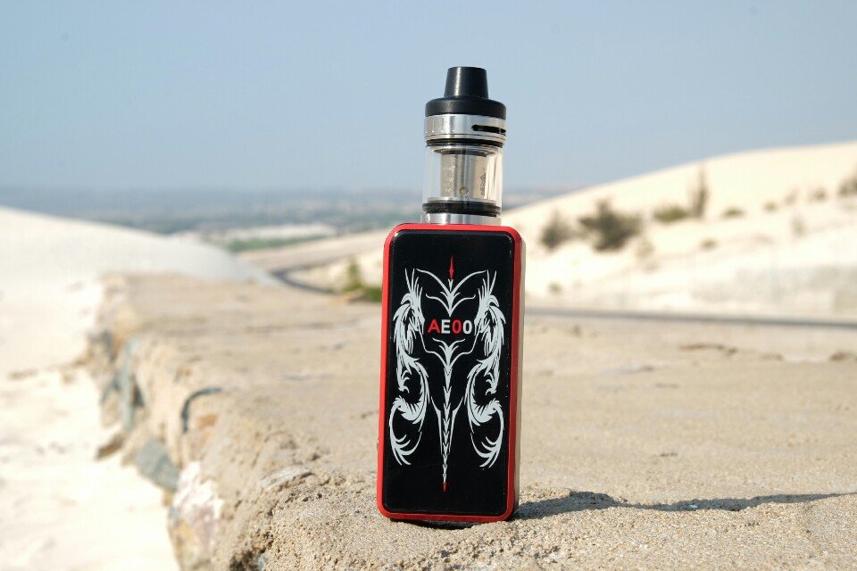 598k - Vape AEOO 100w (có tank, pin liền thân) giá sỉ và lẻ rẻ nhất 598k - Vape AEOO 100w (có tank, pin liền thân) giá sỉ và lẻ rẻ nhất