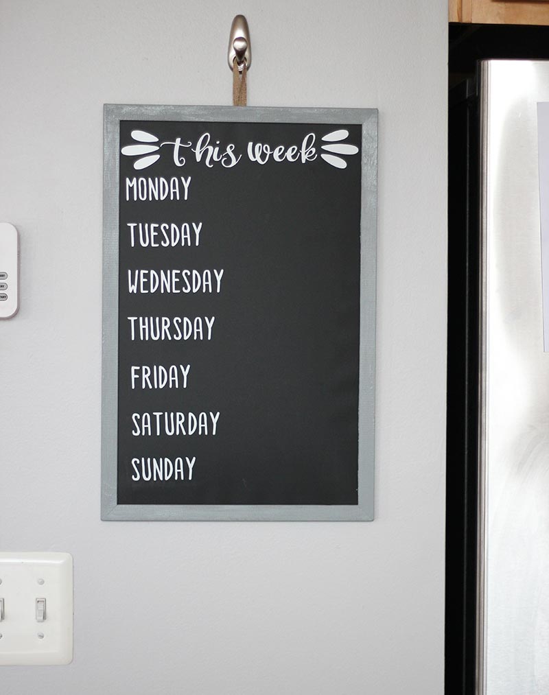 How to Get Organized with Cricut & a Chalkboard Weekly Planner Sunny