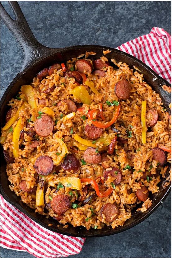 SAUSAGE, PEPPER AND RICE SKILLET