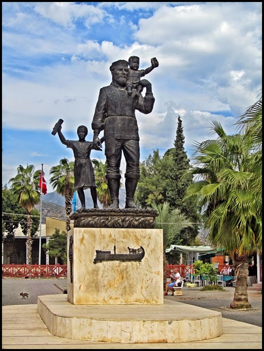 Картинки по запросу noel baba meydan demre