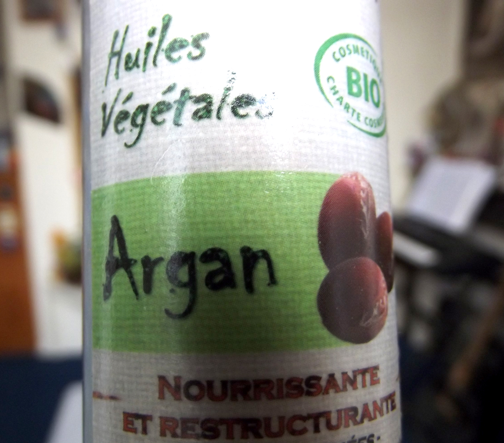Longs Cheveux Au Naturel L Huile D Argan Une Alliee Precieuse Et