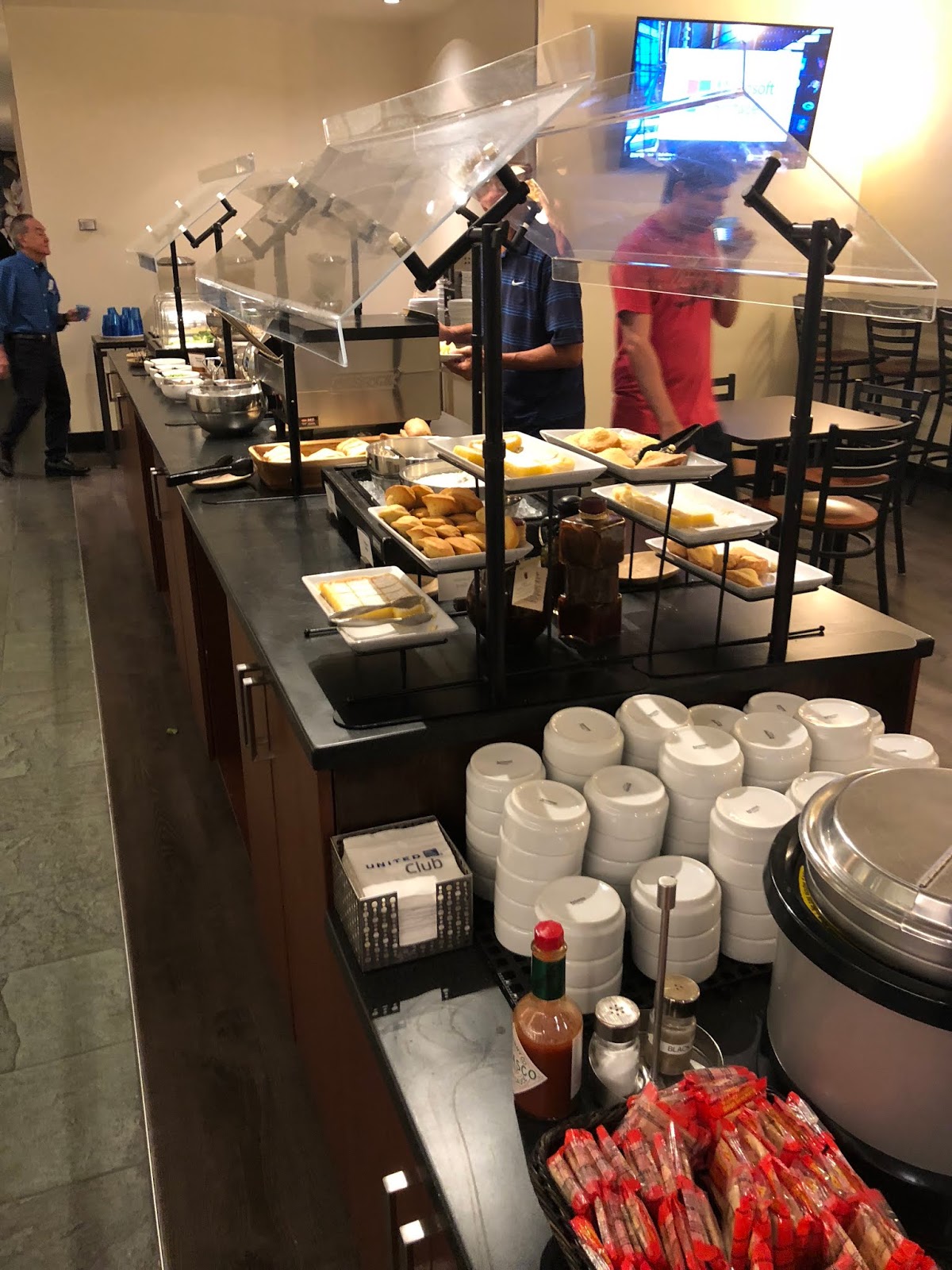 GREAT EATS HAWAII UNITED CLUB DANIEL K. INOUYE INTERNATIONAL AIRPORT