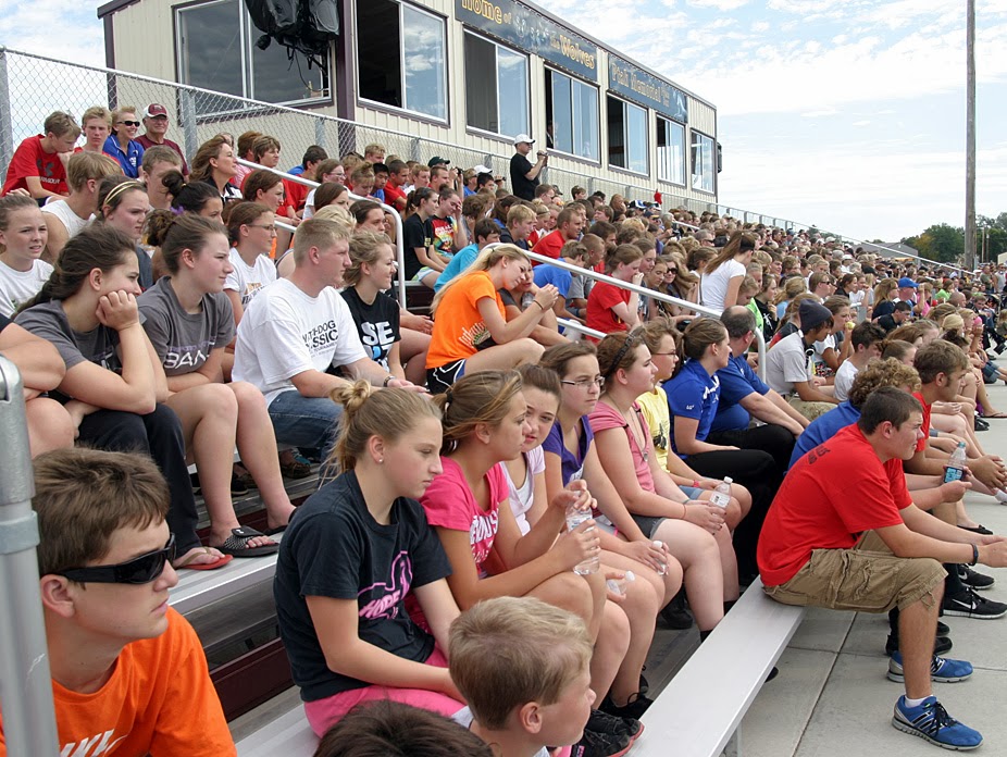 Hutchinson Herald, Menno, South Dakota October 2, 2013 Menno Band Day