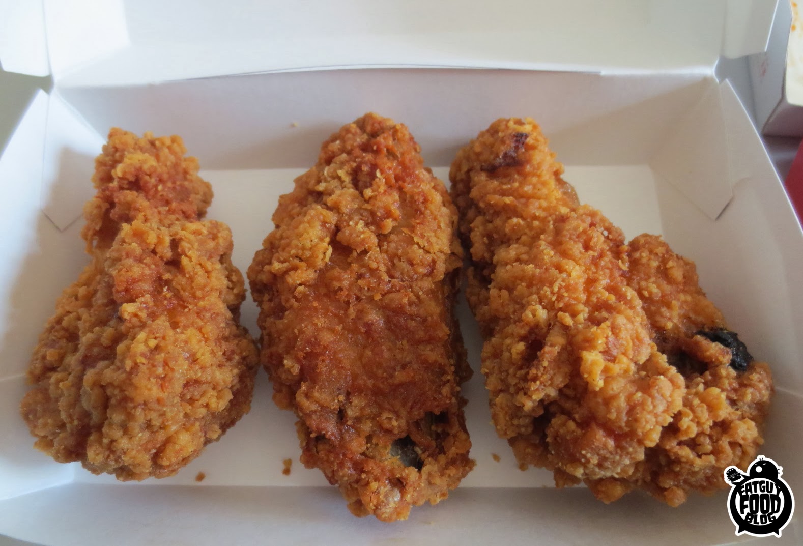 FATGUYFOODBLOG Mcdonalds' Mighty Wings & Burger King's Buffalo Chicken