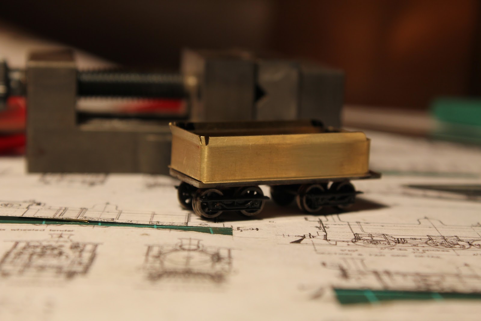 N Scale Scratch building NSWGR (australian)/ Pommy: 2012