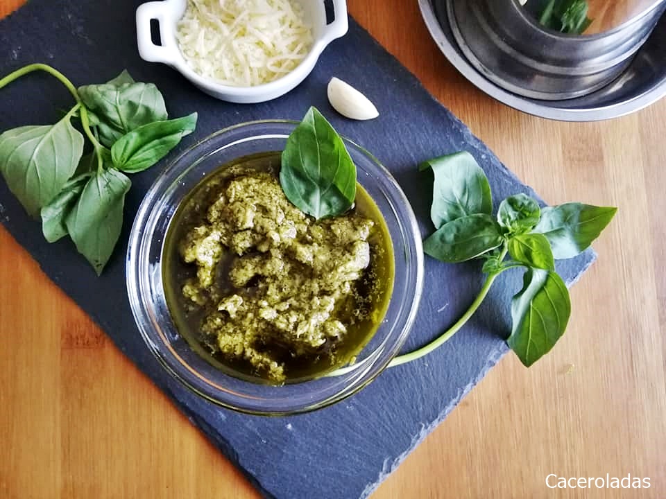 Salsa pesto Caceroladas