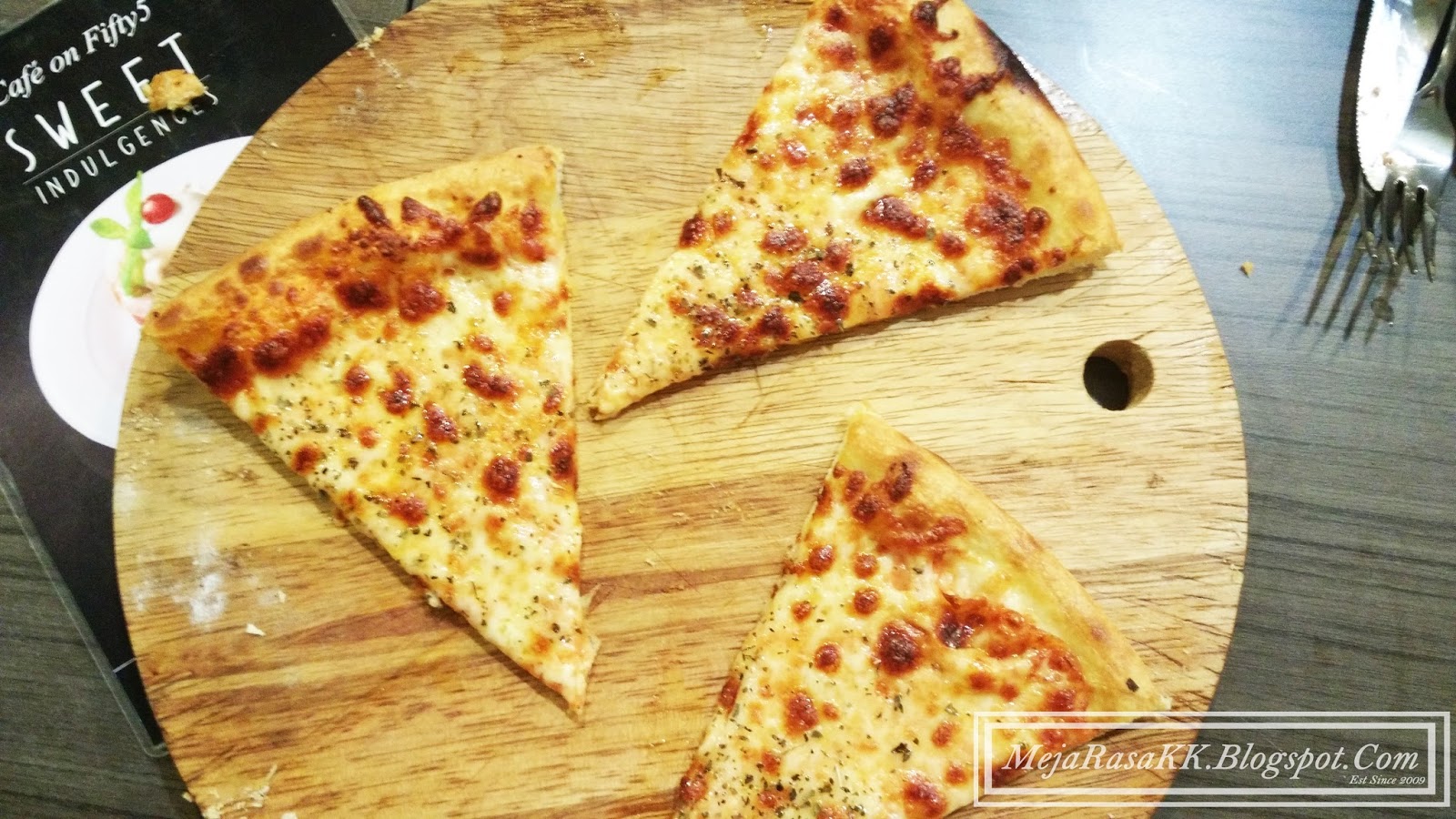 Meja Rasa KK (Blog) CAFE ON FIFTY5 TONG HING SUPERMARKETS KOTA