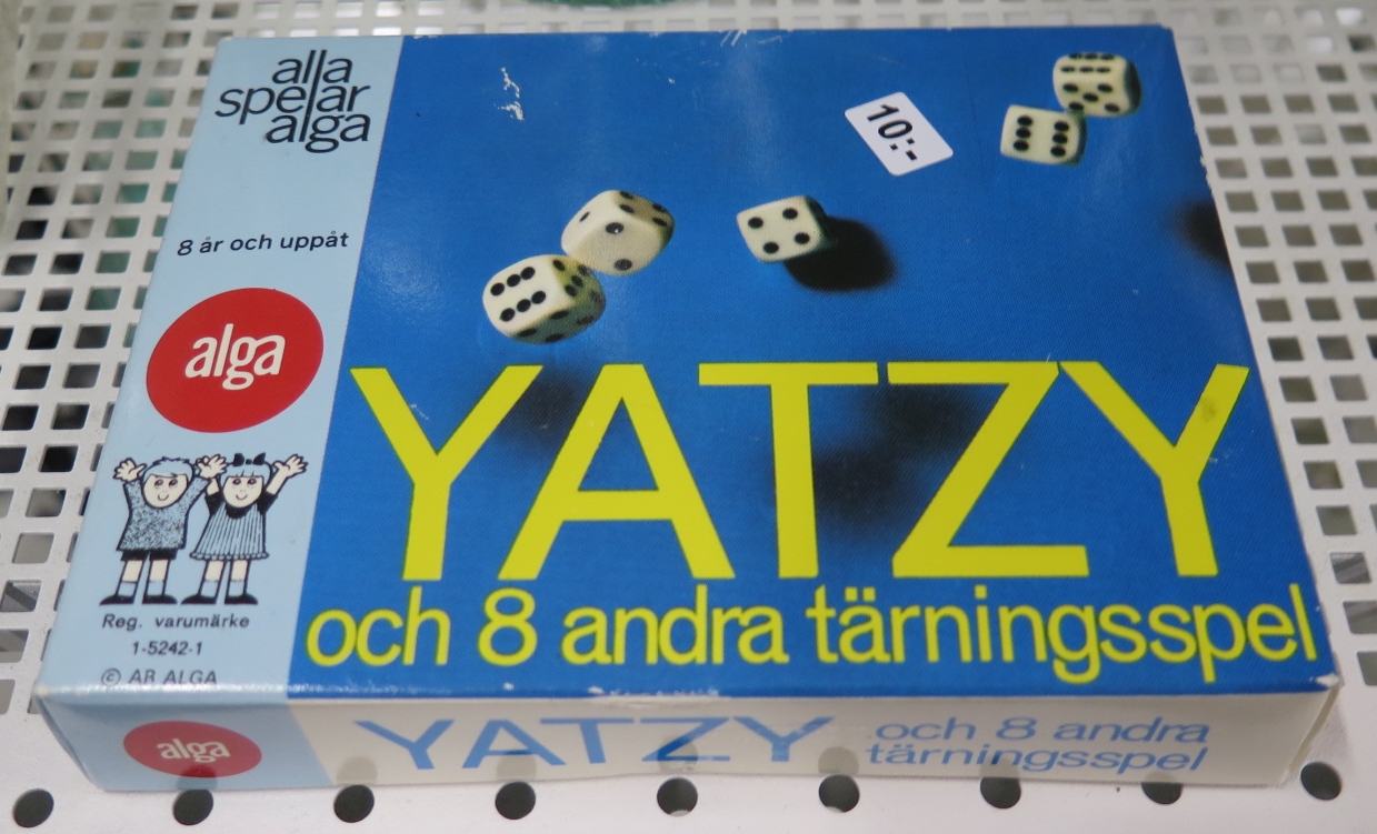 Låda med Yatzy från Alga